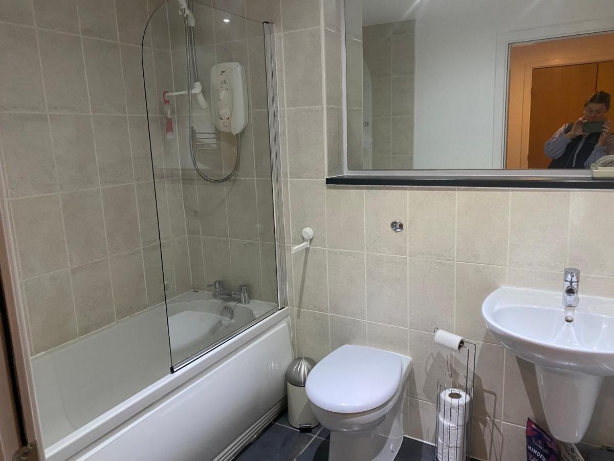 Апартаменты Centre 2 Bedroom Apartment, Secure Parking. Глазго